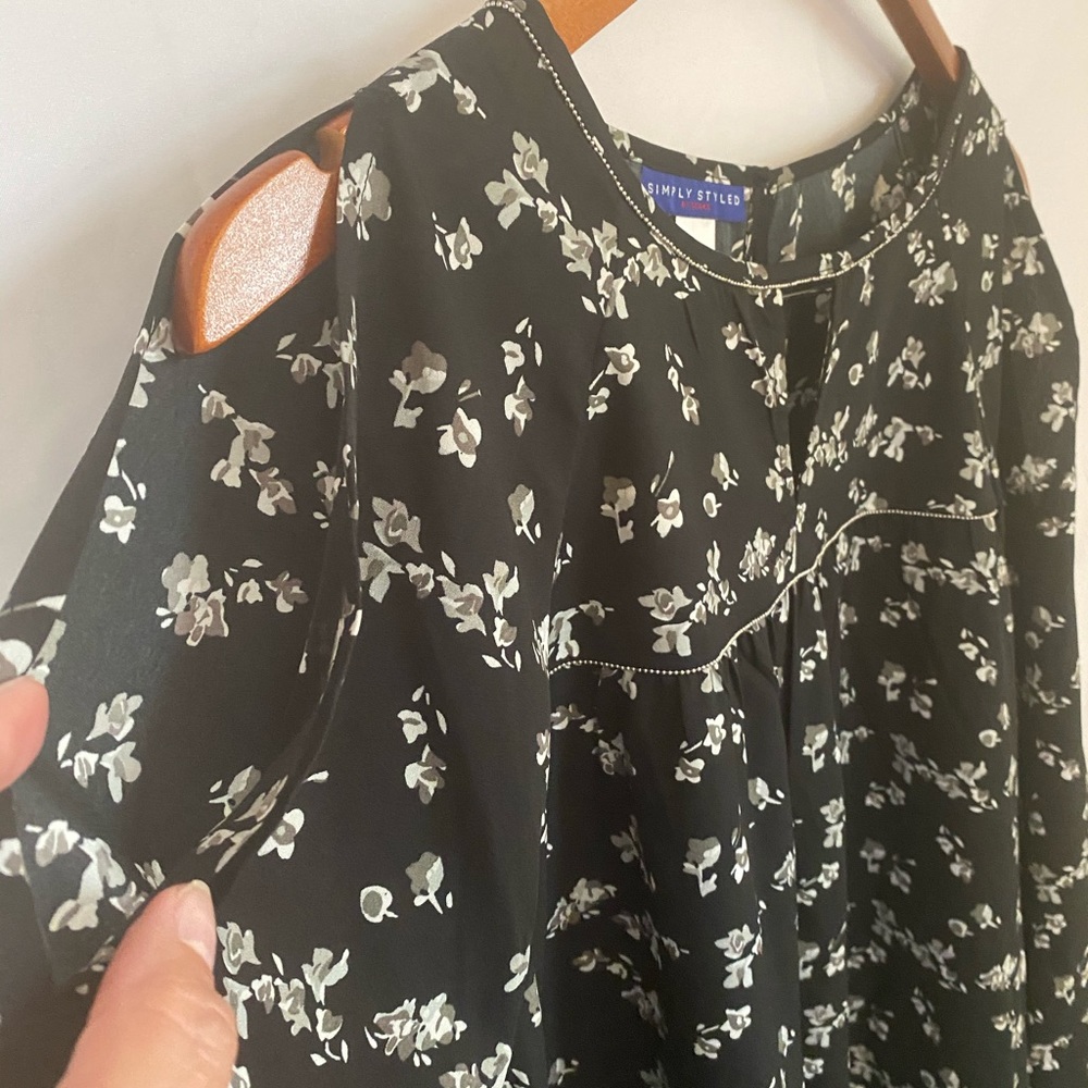 Blouse-“Simply Styled” by Sears, size XL